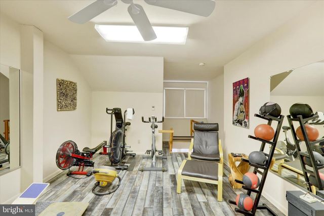 58 SUTPHIN PNES PNES, Yardley, PA 19067