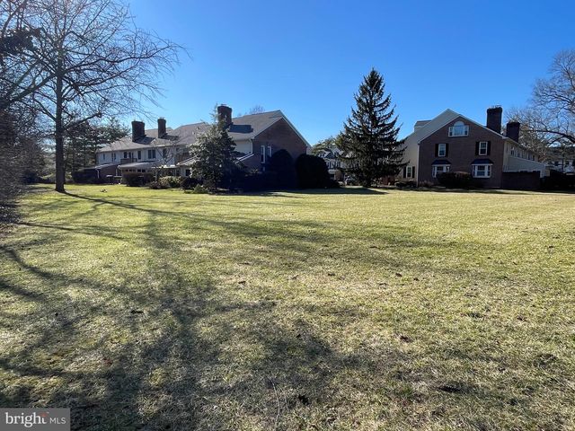 58 SUTPHIN PNES PNES, Yardley, PA 19067