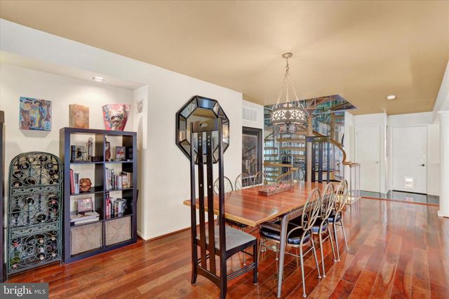 58 SUTPHIN PNES PNES, Yardley, PA 19067