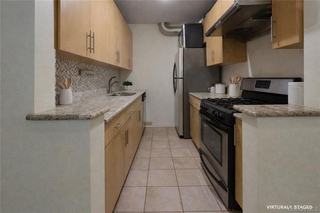 339 Avenue P 2B, Brooklyn, NY 11204