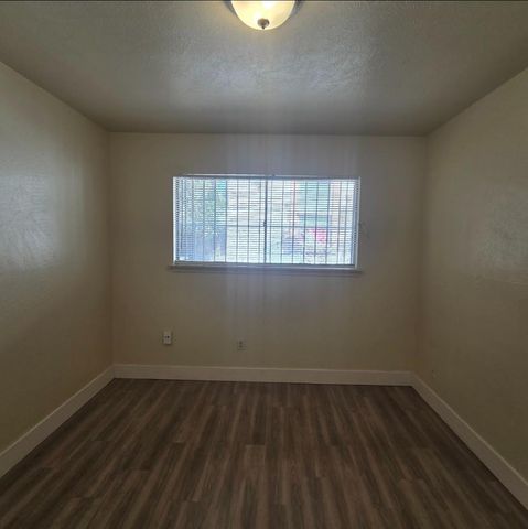 217 E Tuolumne Street, Fresno, CA 93706