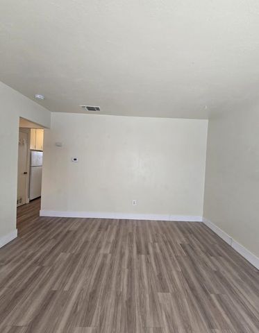 217 E Tuolumne Street, Fresno, CA 93706