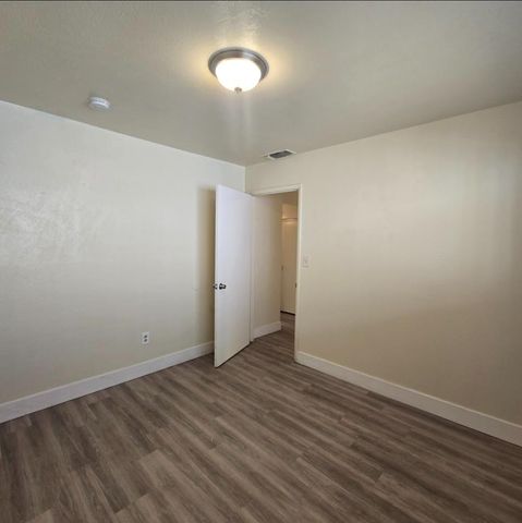 217 E Tuolumne Street, Fresno, CA 93706