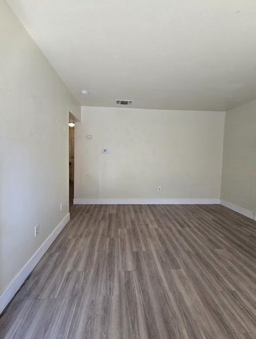 217 E Tuolumne Street, Fresno, CA 93706