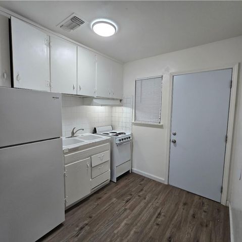 217 E Tuolumne Street, Fresno, CA 93706