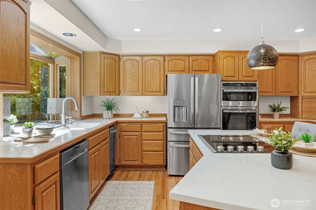8412 E Meadow Lake Drive, Snohomish, WA 98290