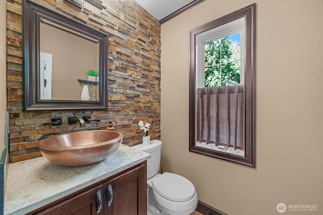 8412 E Meadow Lake Drive, Snohomish, WA 98290