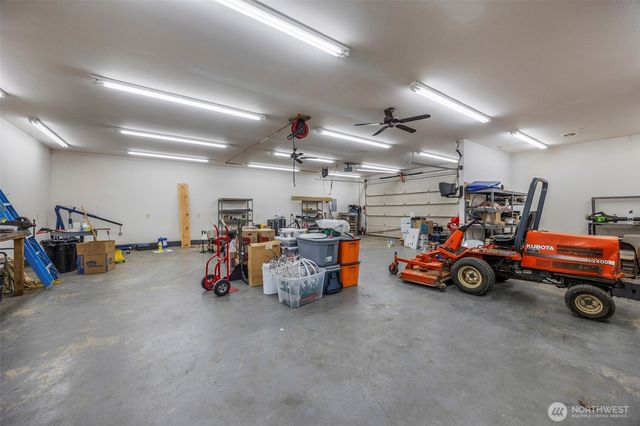 8412 E Meadow Lake Drive, Snohomish, WA 98290