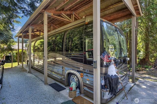 8412 E Meadow Lake Drive, Snohomish, WA 98290