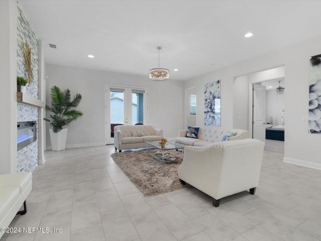 191 TORTOLA Way, St. Johns, FL 32259