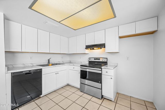 15601 N 27th Street Unit 46, Phoenix, AZ 85032