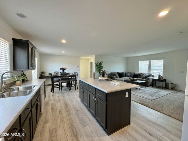 22428 W CHERI ANN Lane, Wittmann, AZ 85361