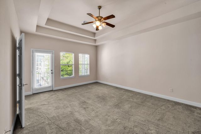 1607 W Dallas Street E, Houston, TX 77019