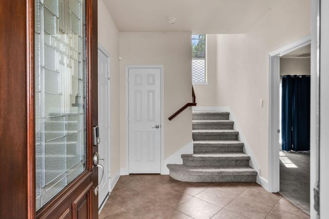 1607 W Dallas Street E, Houston, TX 77019