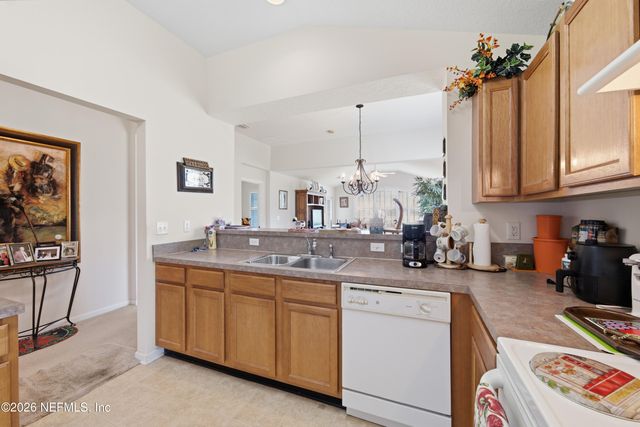 1880 COPPER STONE Drive E, Fleming Island, FL 32003