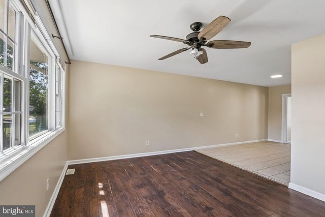 512 BRIAN AVE, Millville, NJ 08332