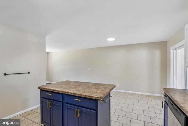 512 BRIAN AVE, Millville, NJ 08332