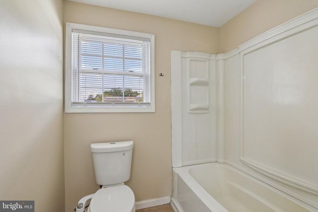 512 BRIAN AVE, Millville, NJ 08332