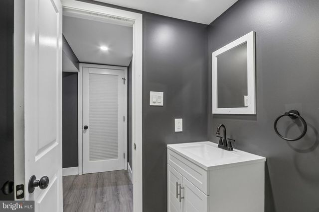 512 BRIAN AVE, Millville, NJ 08332