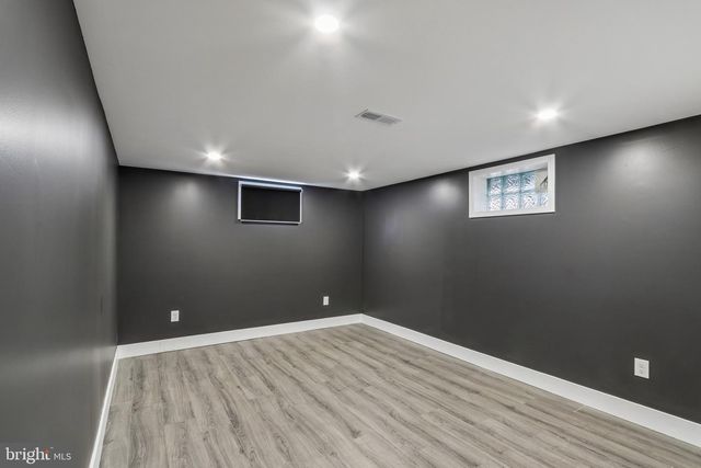 512 BRIAN AVE, Millville, NJ 08332