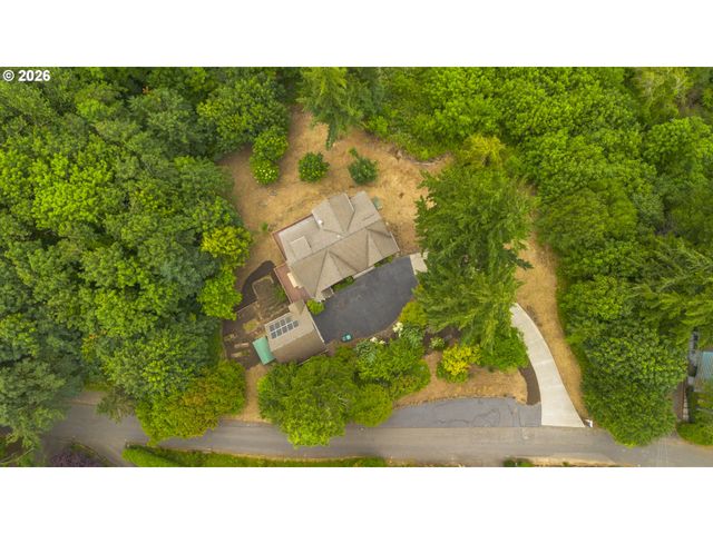 483 Nw SKYLINE CREST Rd, Portland, OR 97229