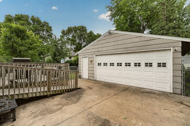 2412 25th Street NW, Rochester, MN 55901