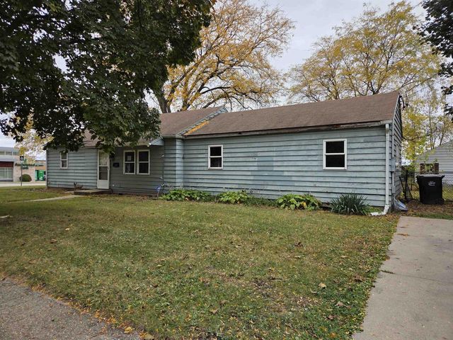 1804 Glen Avenue, Beloit, WI 53511