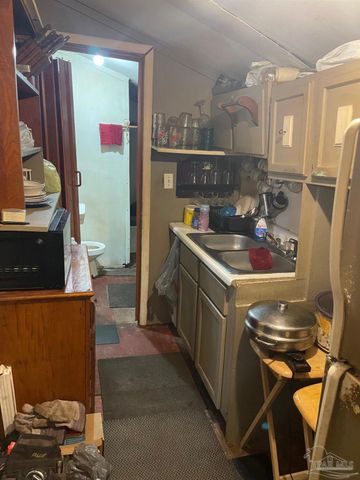 4421 W Jackson St, Pensacola, FL 32506