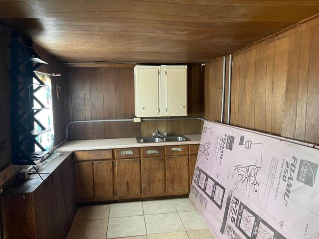 4421 W Jackson St, Pensacola, FL 32506