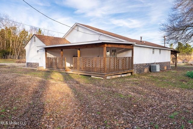 390 Victoria Road, Byhalia, MS 38611