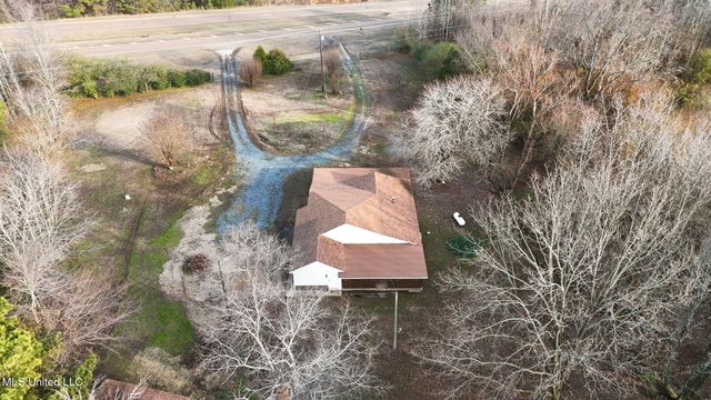 390 Victoria Road, Byhalia, MS 38611