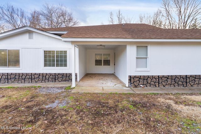 390 Victoria Road, Byhalia, MS 38611