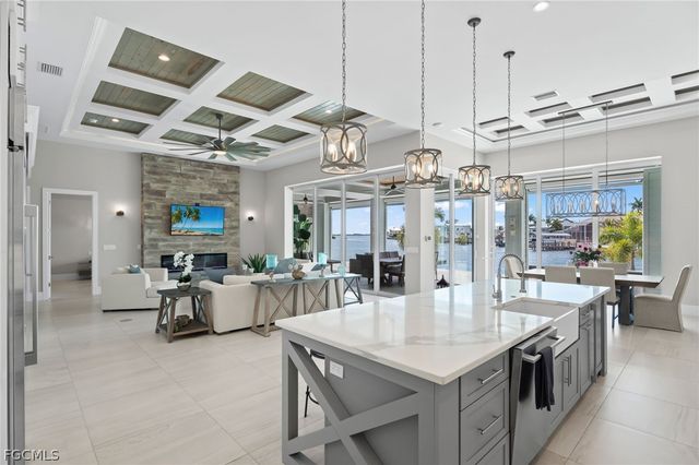 218 Bayshore DR, Cape Coral, FL 33904