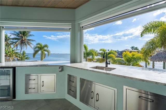 218 Bayshore DR, Cape Coral, FL 33904