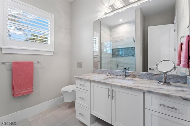 218 Bayshore DR, Cape Coral, FL 33904