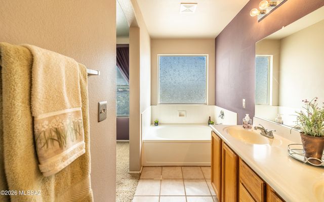 7271 W Mesquite River Drive, Tucson, AZ 85743