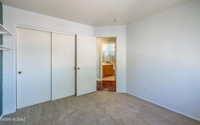 7271 W Mesquite River Drive, Tucson, AZ 85743