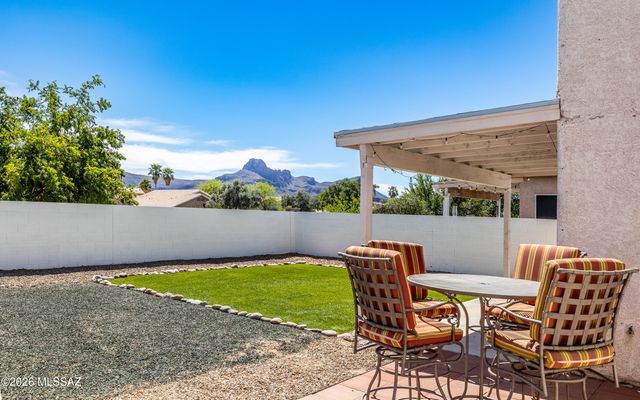 7271 W Mesquite River Drive, Tucson, AZ 85743