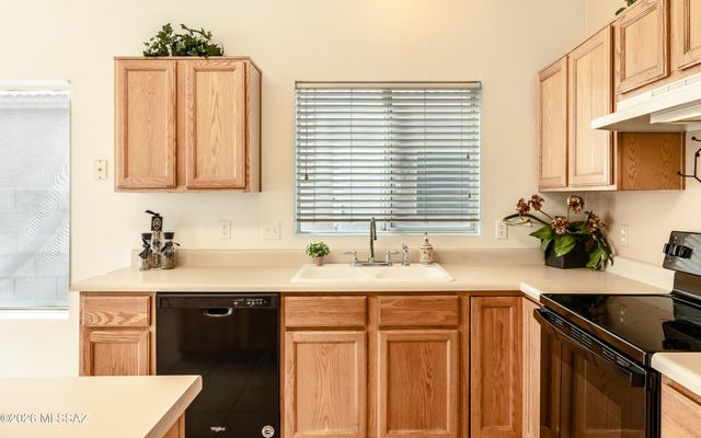 7271 W Mesquite River Drive, Tucson, AZ 85743