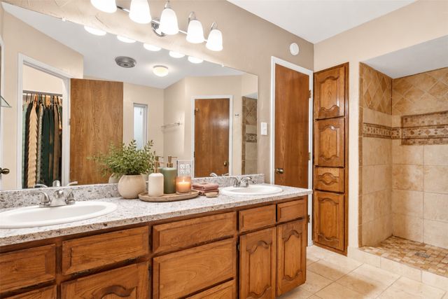 2033 Brightwood Drive, Bedford, TX 76021