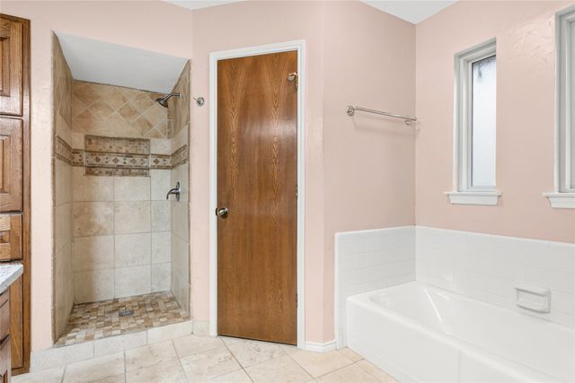 2033 Brightwood Drive, Bedford, TX 76021