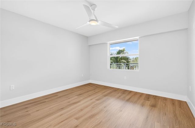 2311 W Gulf DR 13, Sanibel, FL 33957