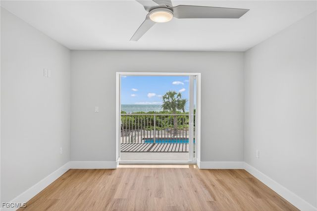 2311 W Gulf DR 13, Sanibel, FL 33957