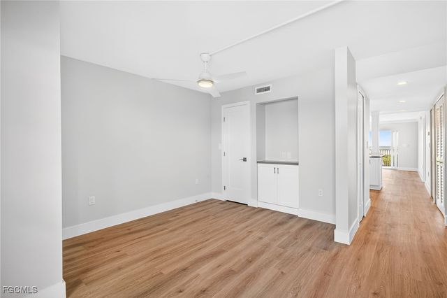 2311 W Gulf DR 13, Sanibel, FL 33957