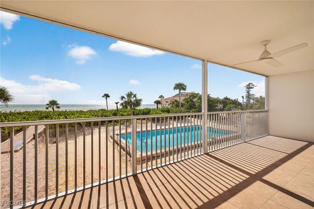 2311 W Gulf DR 13, Sanibel, FL 33957