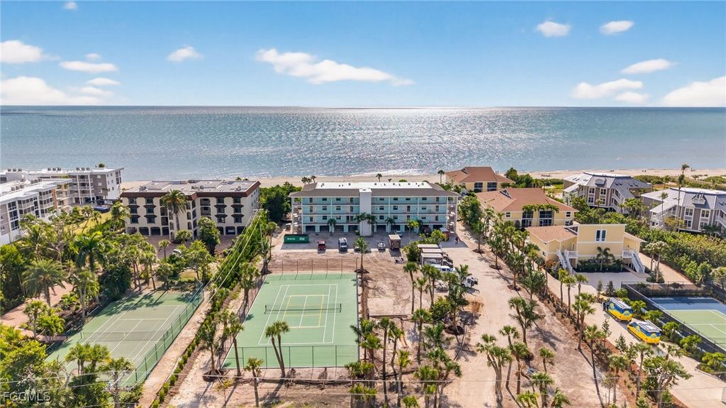 2311 W Gulf DR 13, Sanibel, FL 33957
