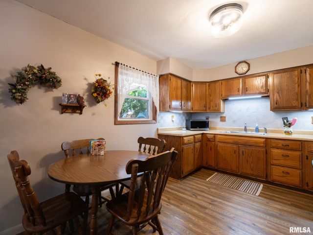 5615 N MAR VISTA Drive, Peoria, IL 61614