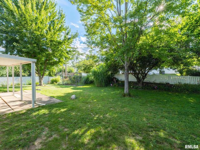 5615 N MAR VISTA Drive, Peoria, IL 61614