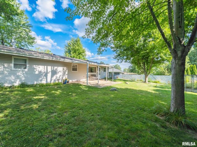 5615 N MAR VISTA Drive, Peoria, IL 61614