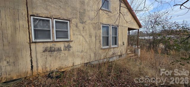 117 Greenvalley Place NE, Lenoir, NC 28645